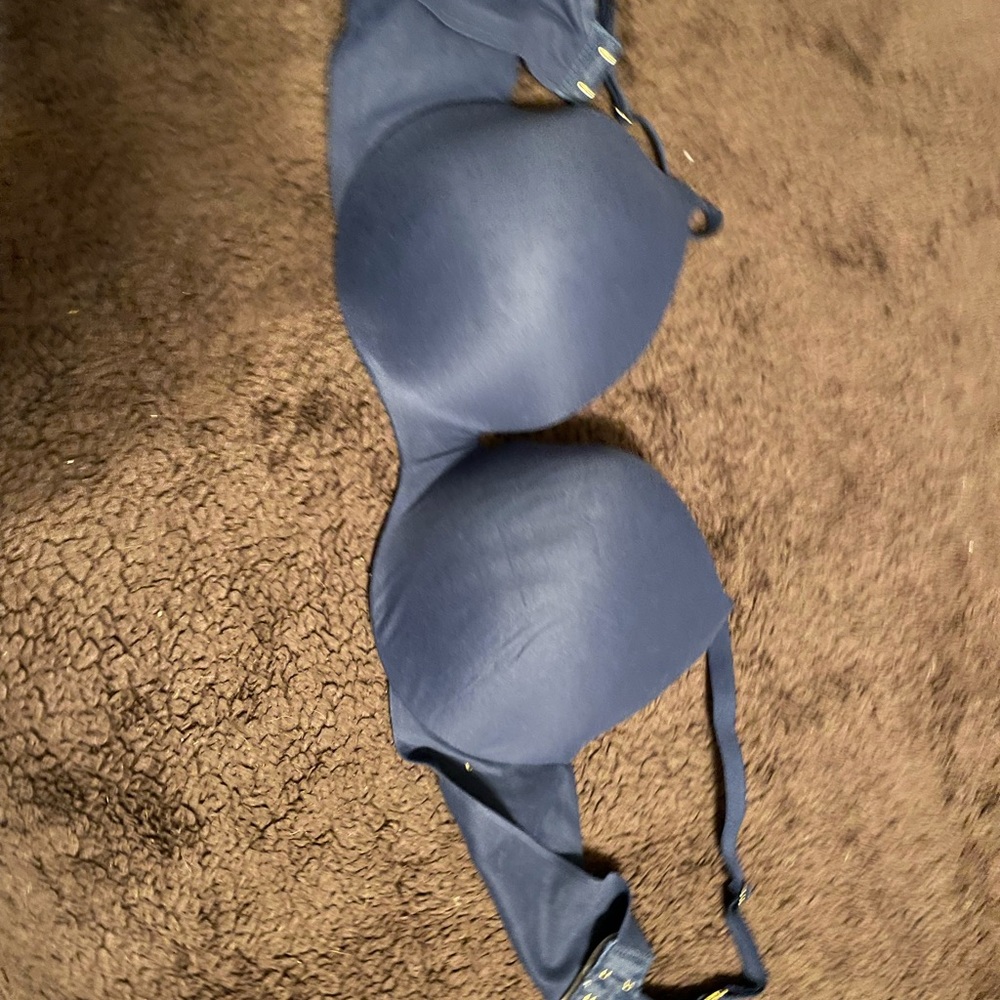 Victoria’s Secret bra